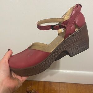 Venus Maryjane Clogs